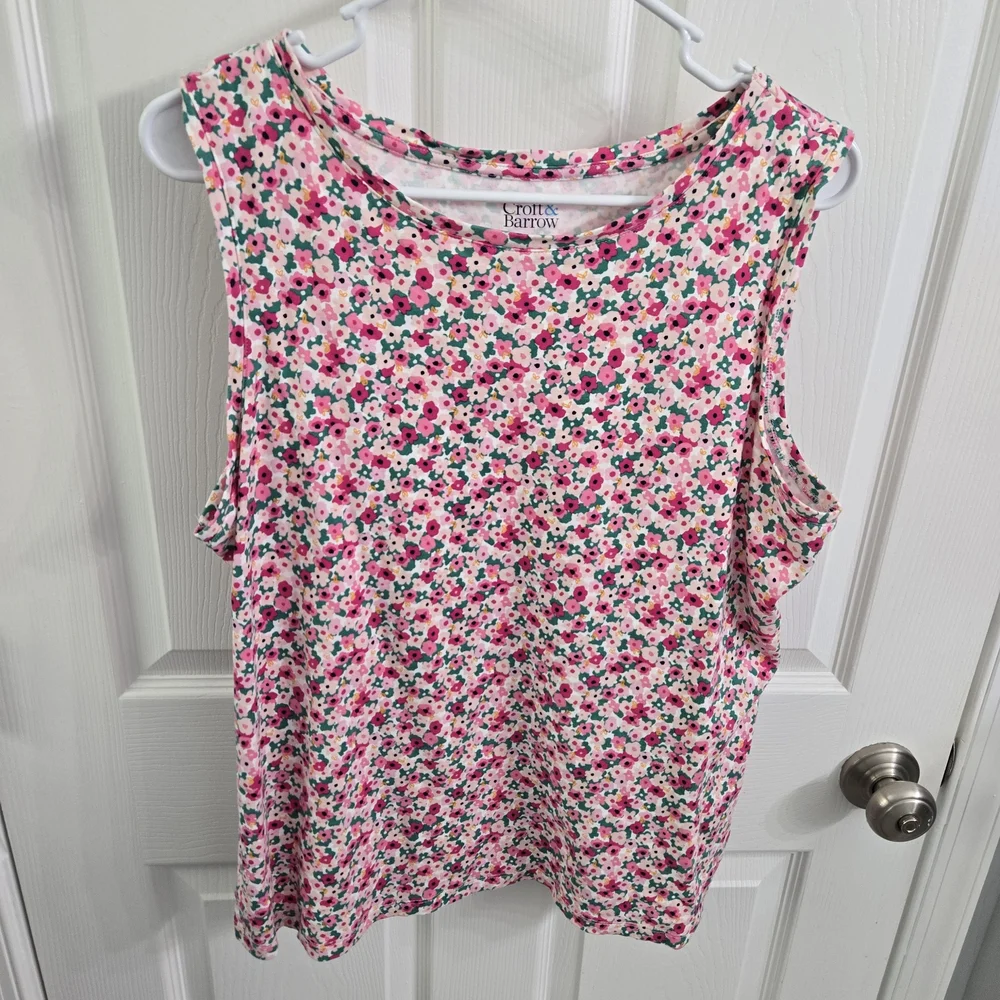 Croft & Barrow Women's Tank Top - Pink and Green Floral - Picture 1 of 3